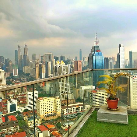 קואלה לומפור Penthouse On 34 - The Highest Unit And Best Views In Regalia & Private Rooftop Terrace מראה חיצוני תמונה